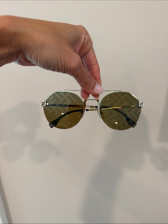 Fendi women Gold Metal Round Sunglasses with Brown Lenses main image 5